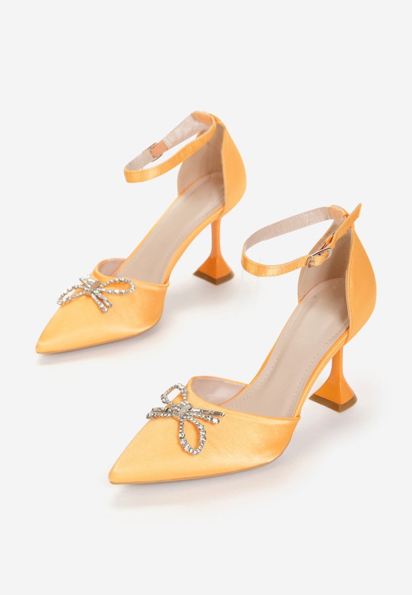 Consuelo narancssárga magassarkú cipő