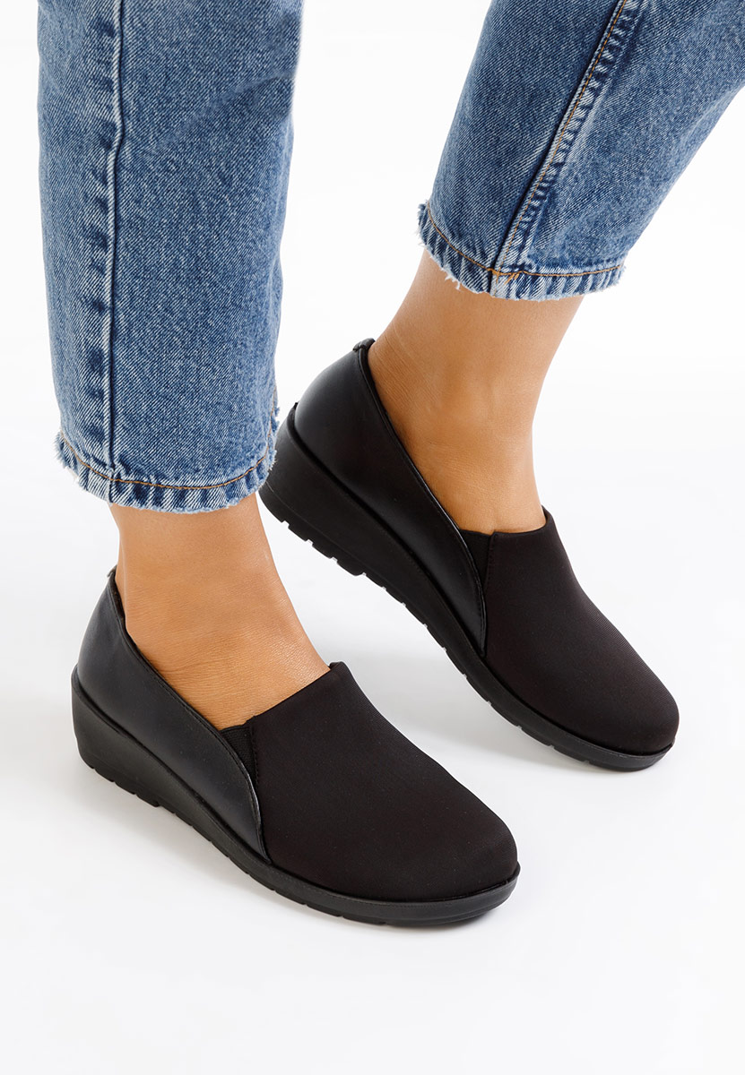 Yanira fekete platform mokaszín