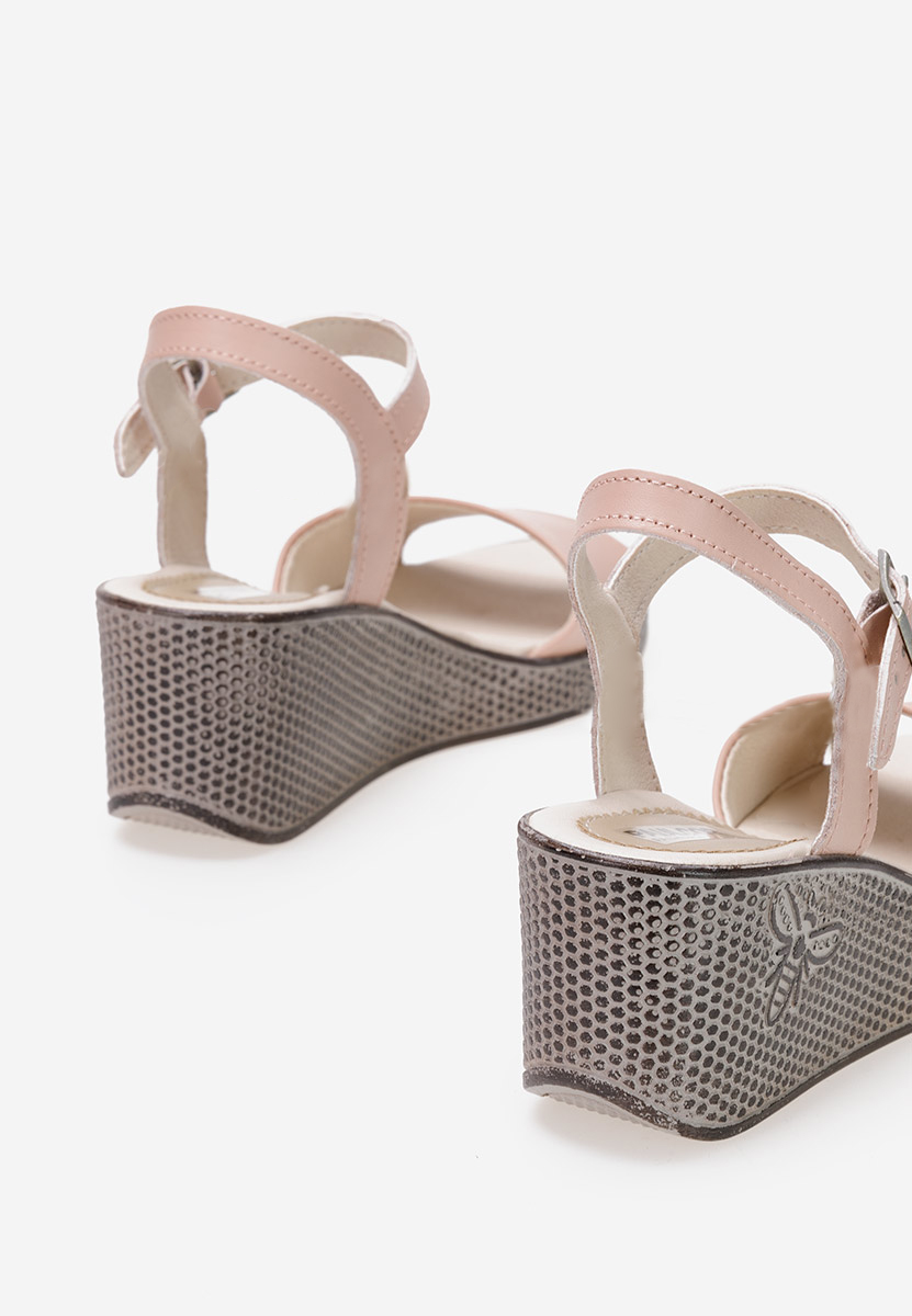 Sivia rózsaszín bőr telitalpú szandál