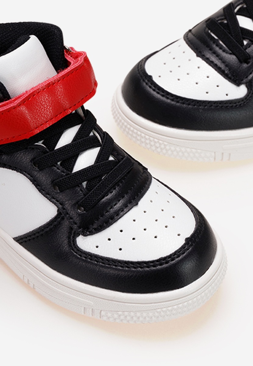 Giants a v2 fekete gyerek tornacipő