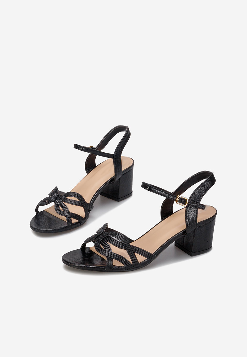 Myla fekete vastag sarkú szandál 