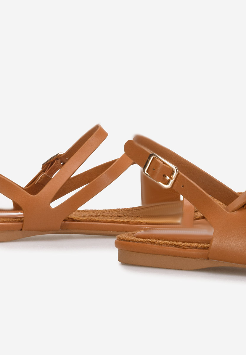 Sresa camel lapos talpú szandál