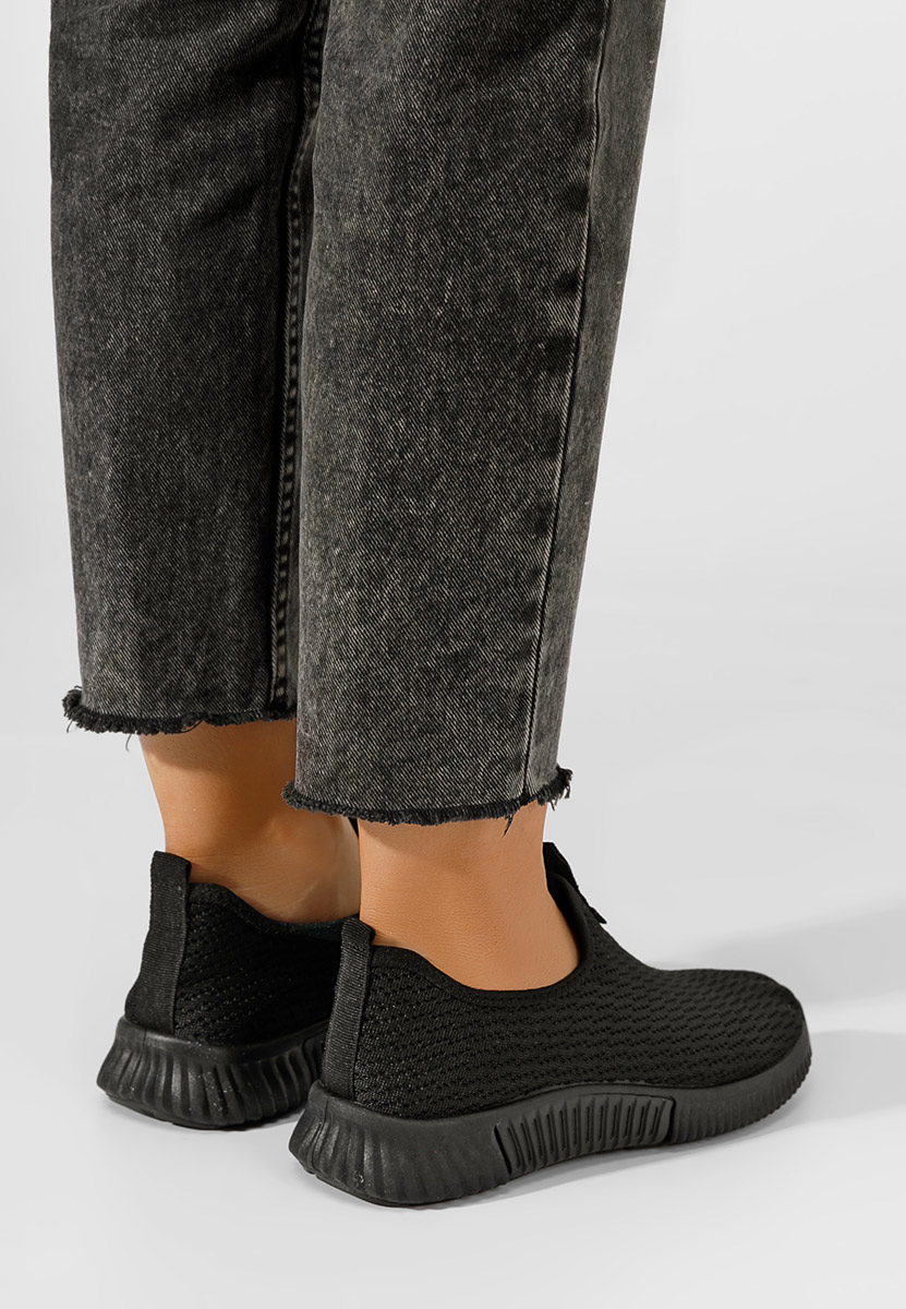 Tenara fekete slip-on tornacipő