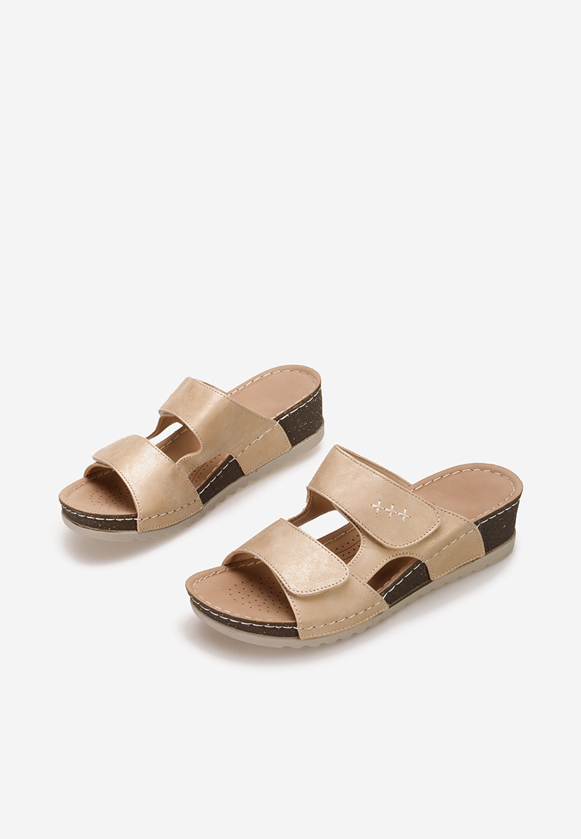 Renna aranyszínü telitalpú papucs