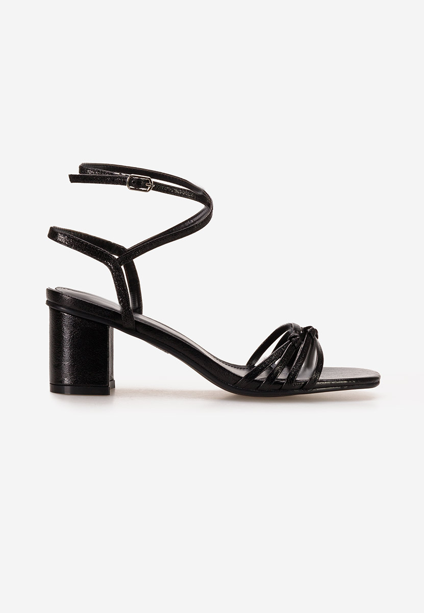 Ferissa fekete vastag sarkú szandál 