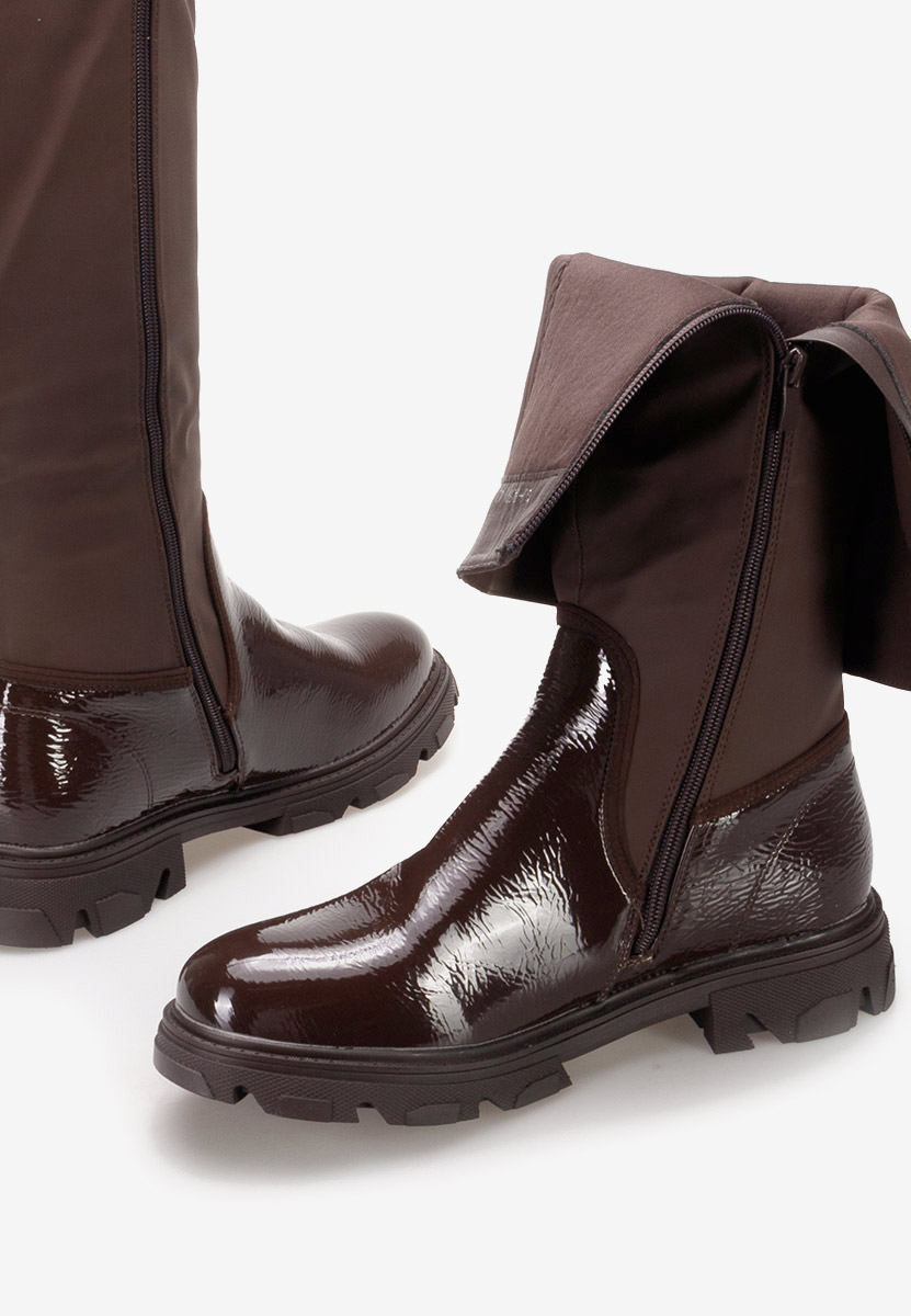 Cumbia barna lapos talpú csizma 