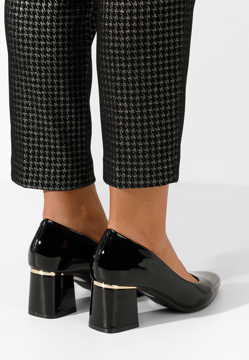 Aretha fekete vastag sarkú magassarkú 