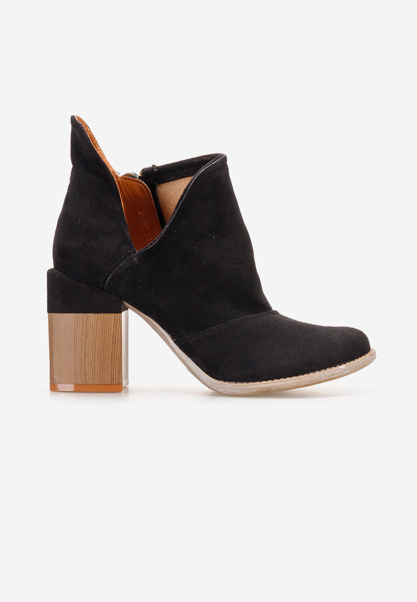 Odeisa fekete bokacsizma vastag sarokkal