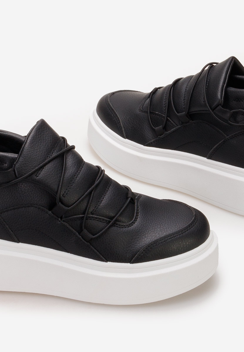 Eillia fekete telitalpú platform sneaker