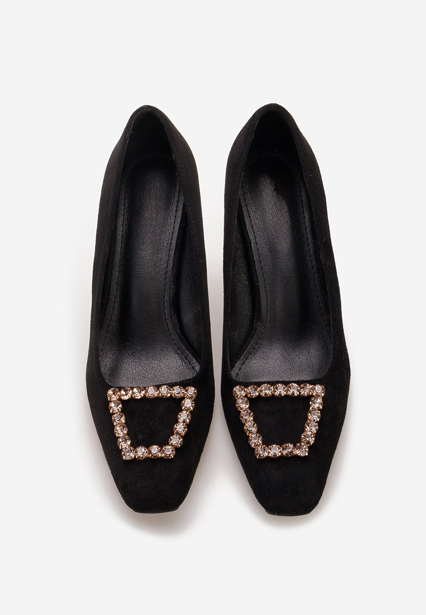 Zerna fekete tűsarkú cipő 