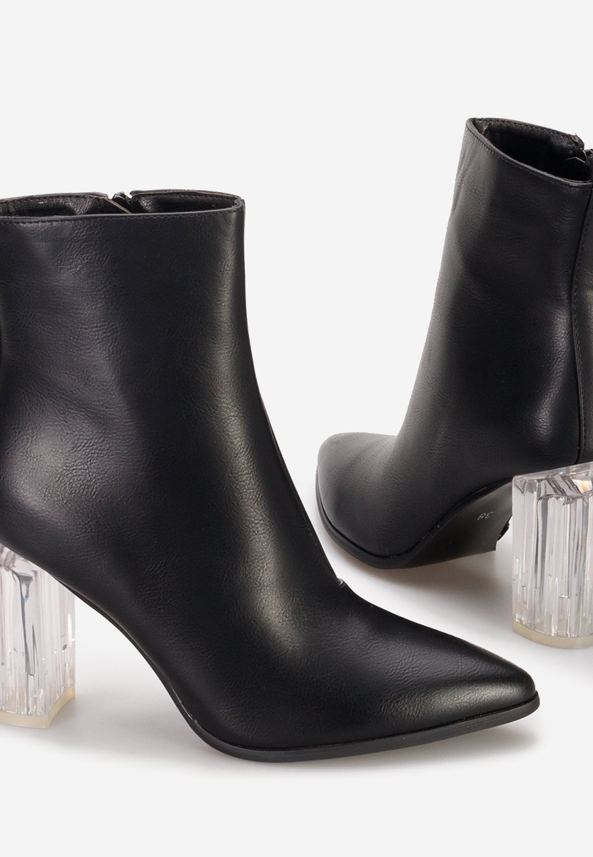 Arilea fekete bokacsizma vastag sarokkal