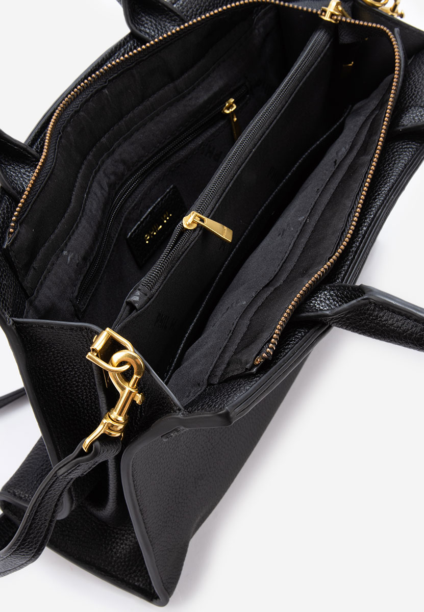 Tharsa fekete kézitáska