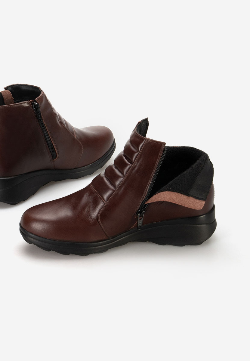 Soralia barna női bőr bokacsizma