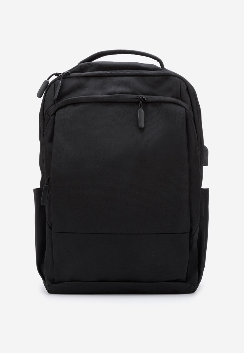 Meticulous fekete hátizsák