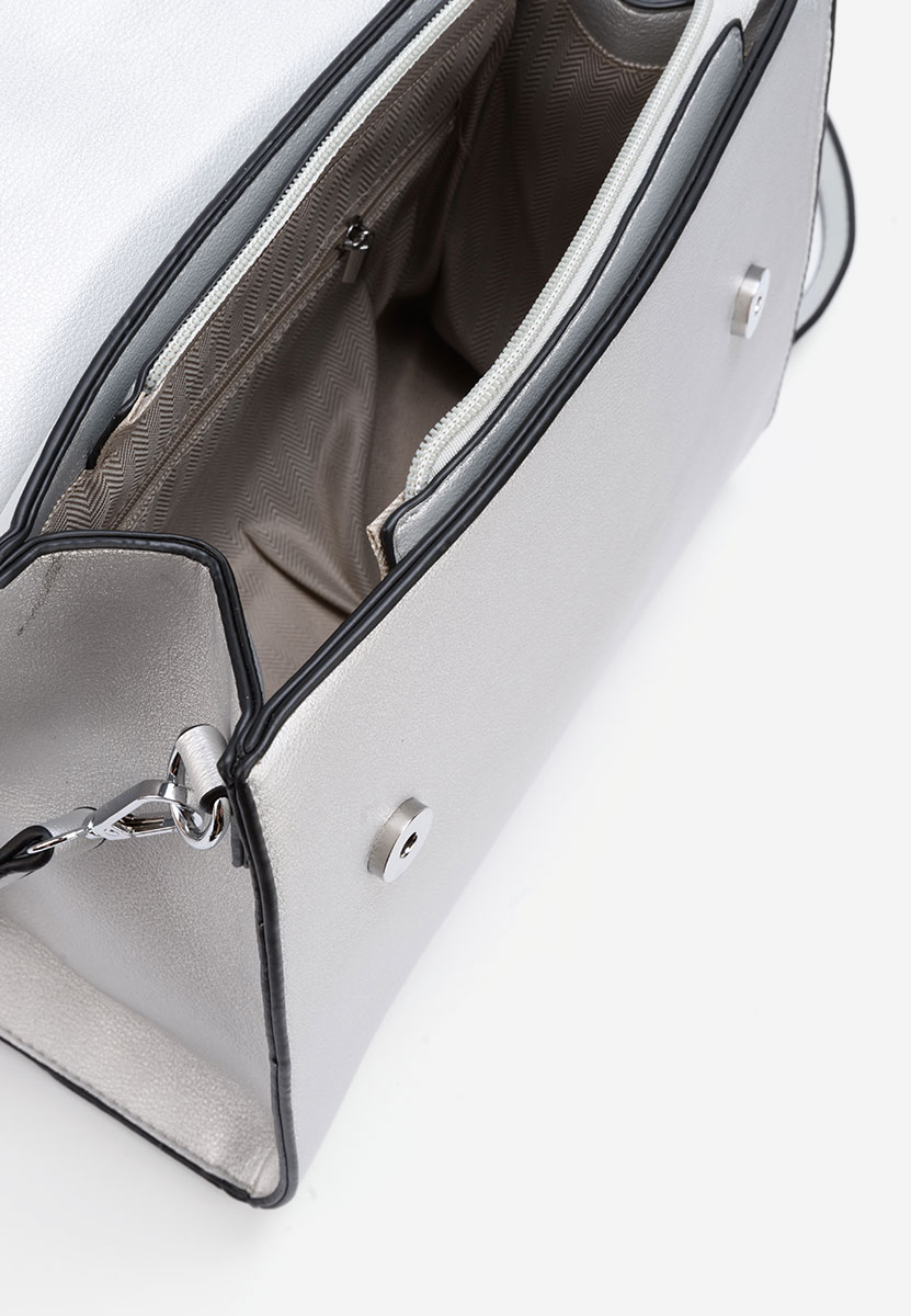 Saera ezüst kézitáska