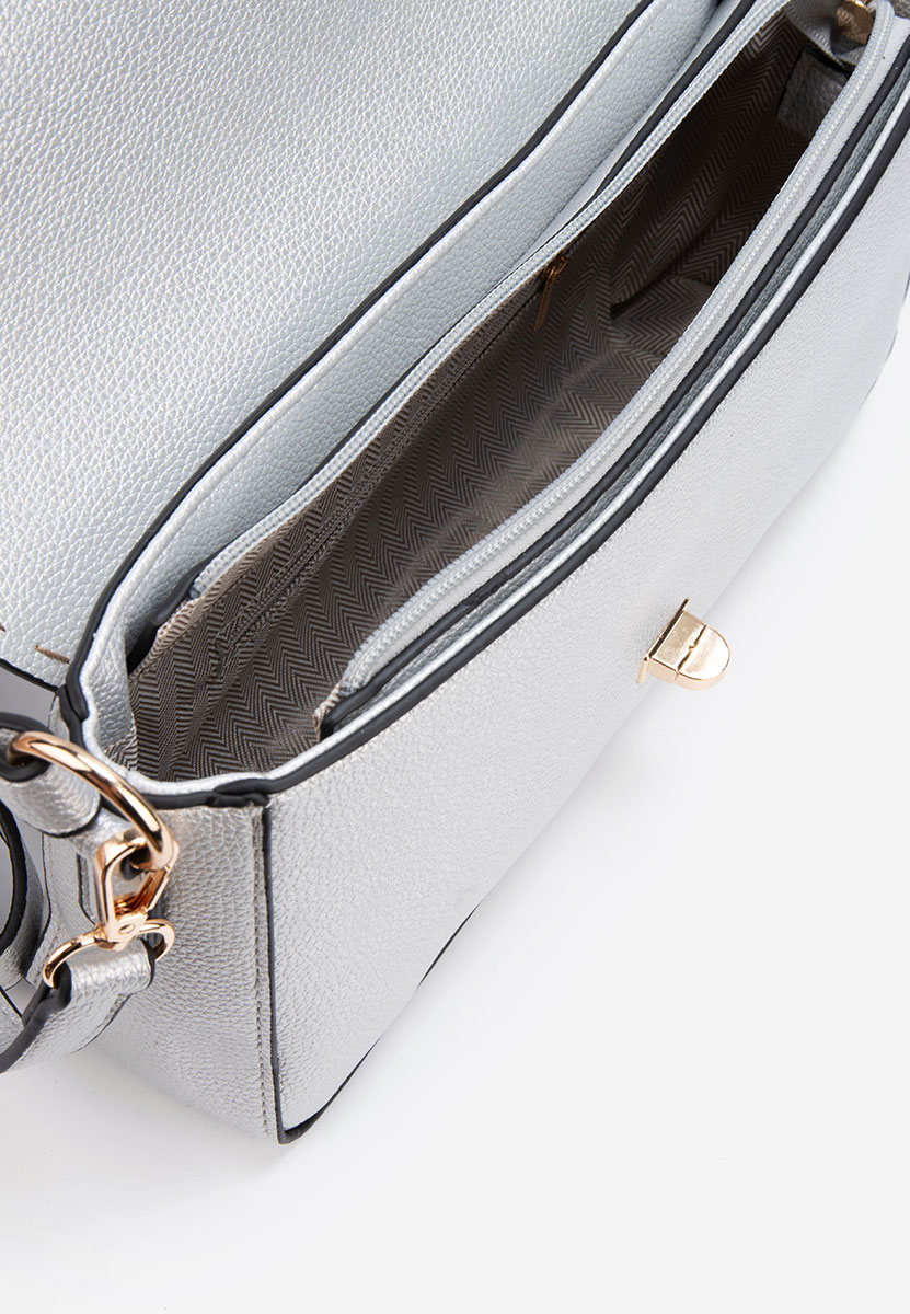 Emilea ezüst kézitáska