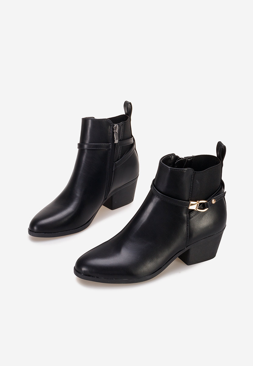 Odelina fekete bokacsizma vastag sarokkal