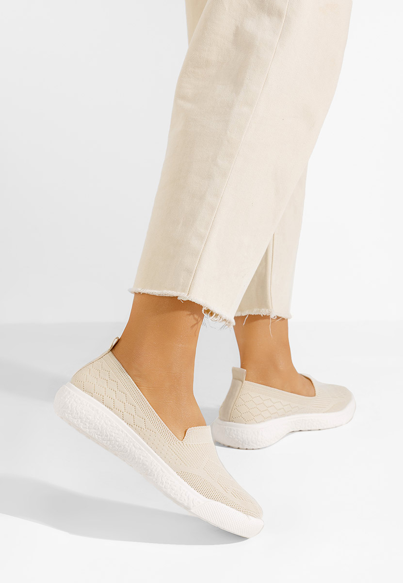 Akova bézs fűzős női cipő