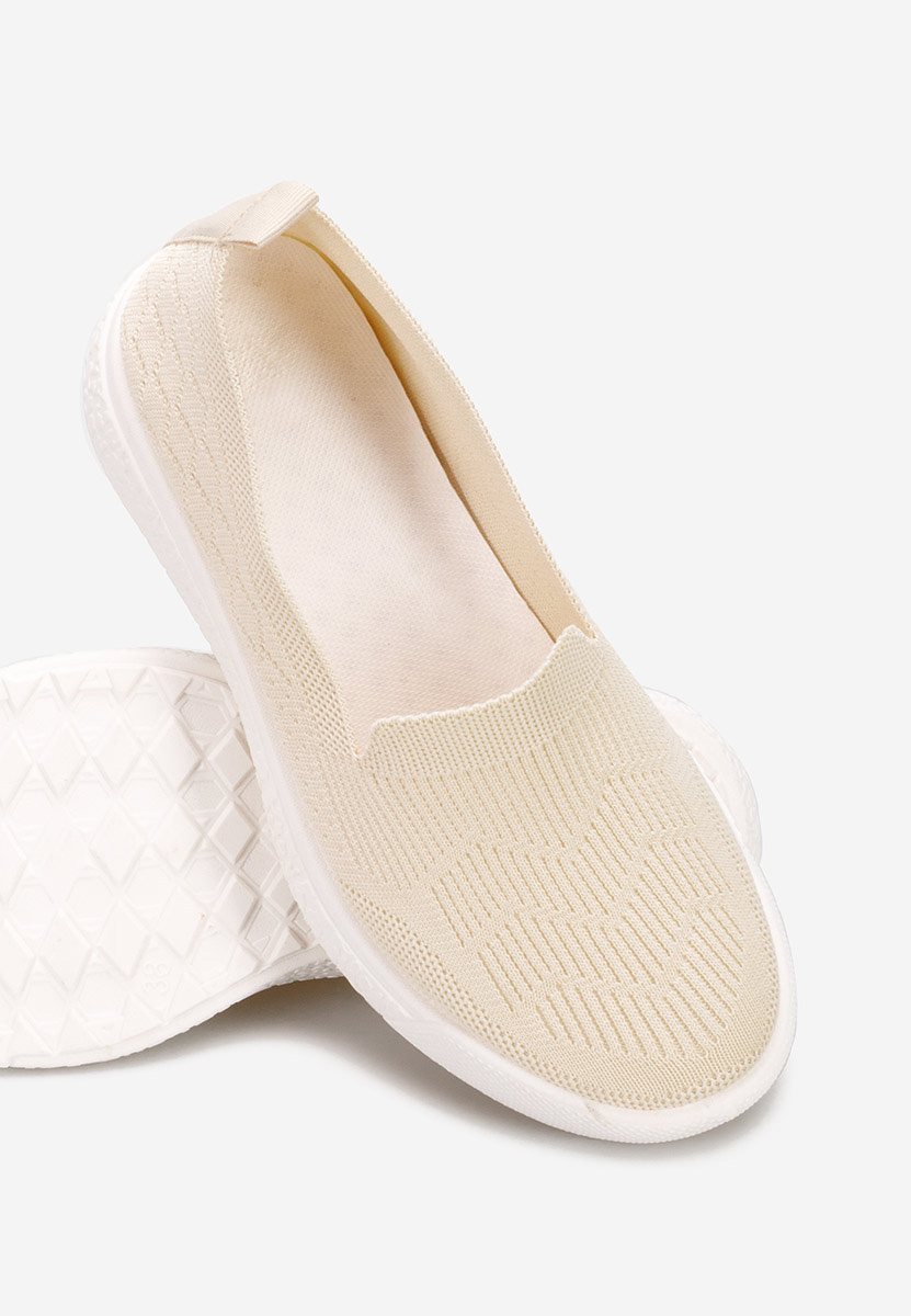 Akova bézs fűzős női cipő