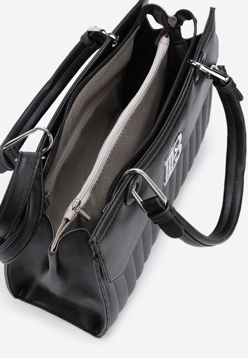 Breda fekete kézitáska