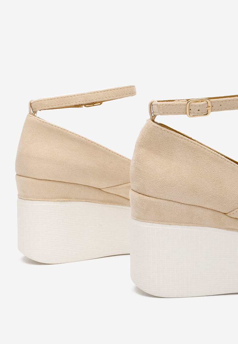 Leanora bézs telitalpú platform cipő