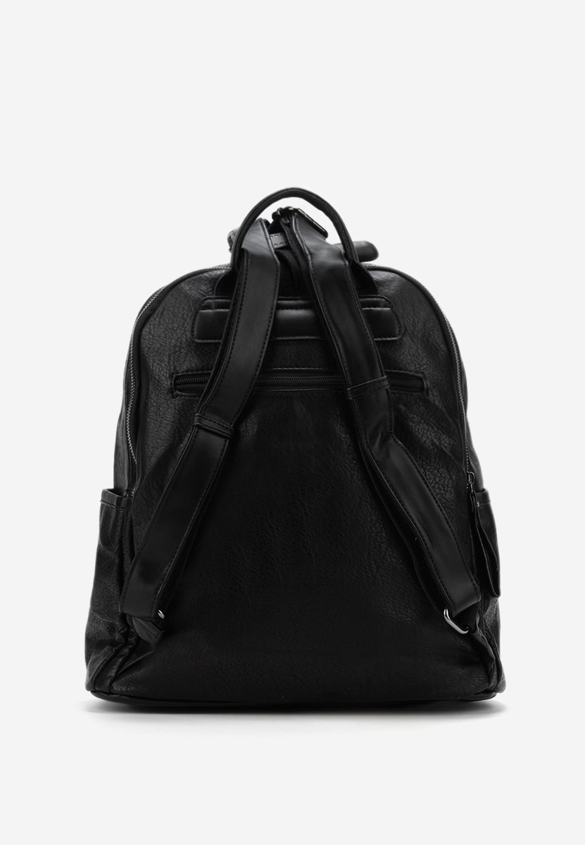 Inessa fekete hátizsák