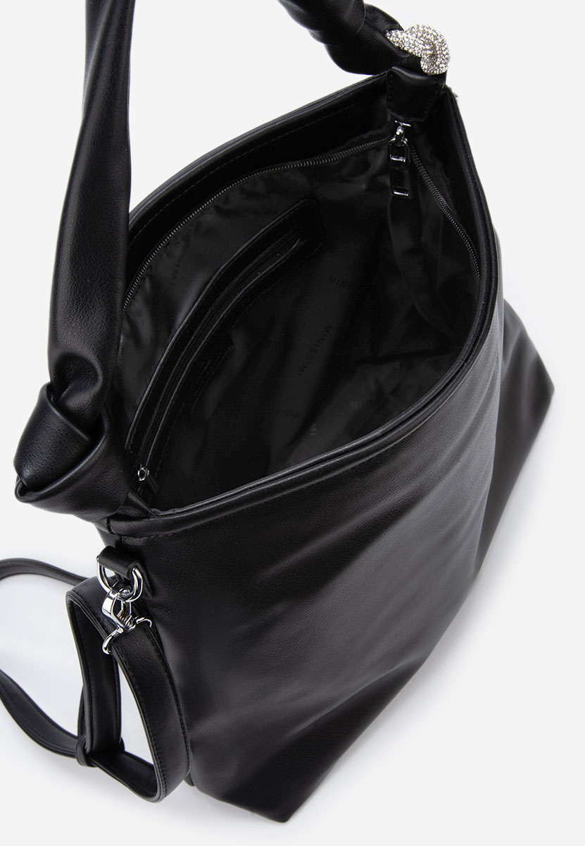 Yelena fekete kézitáska