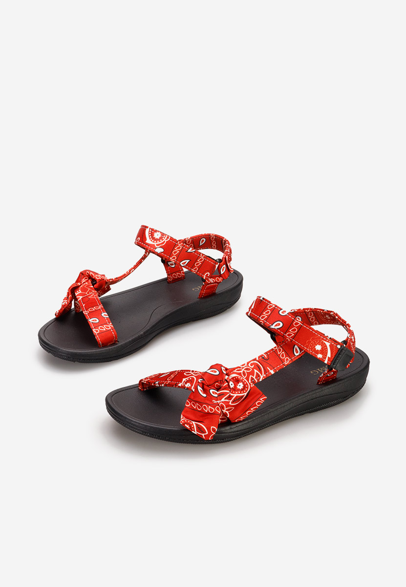 Loena v5 piros lapos szandál