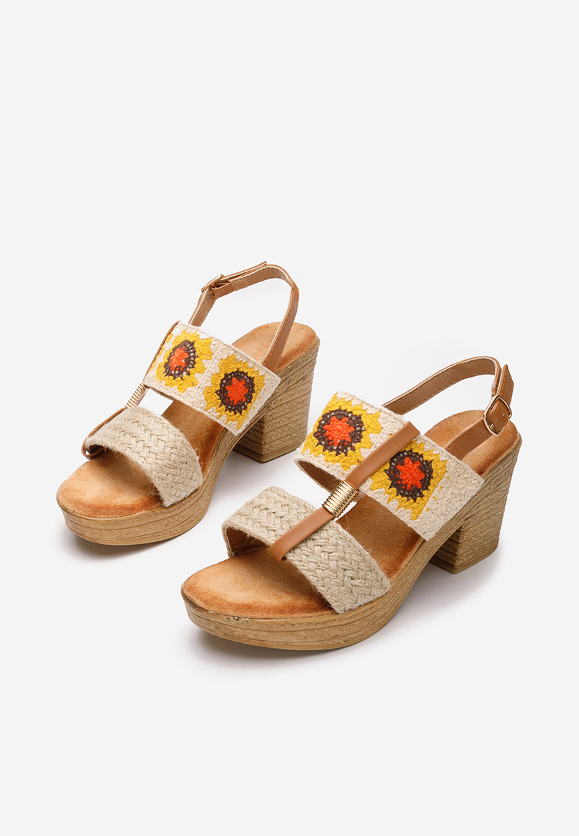 Zeina v2 bézs félplatform talpú szandál