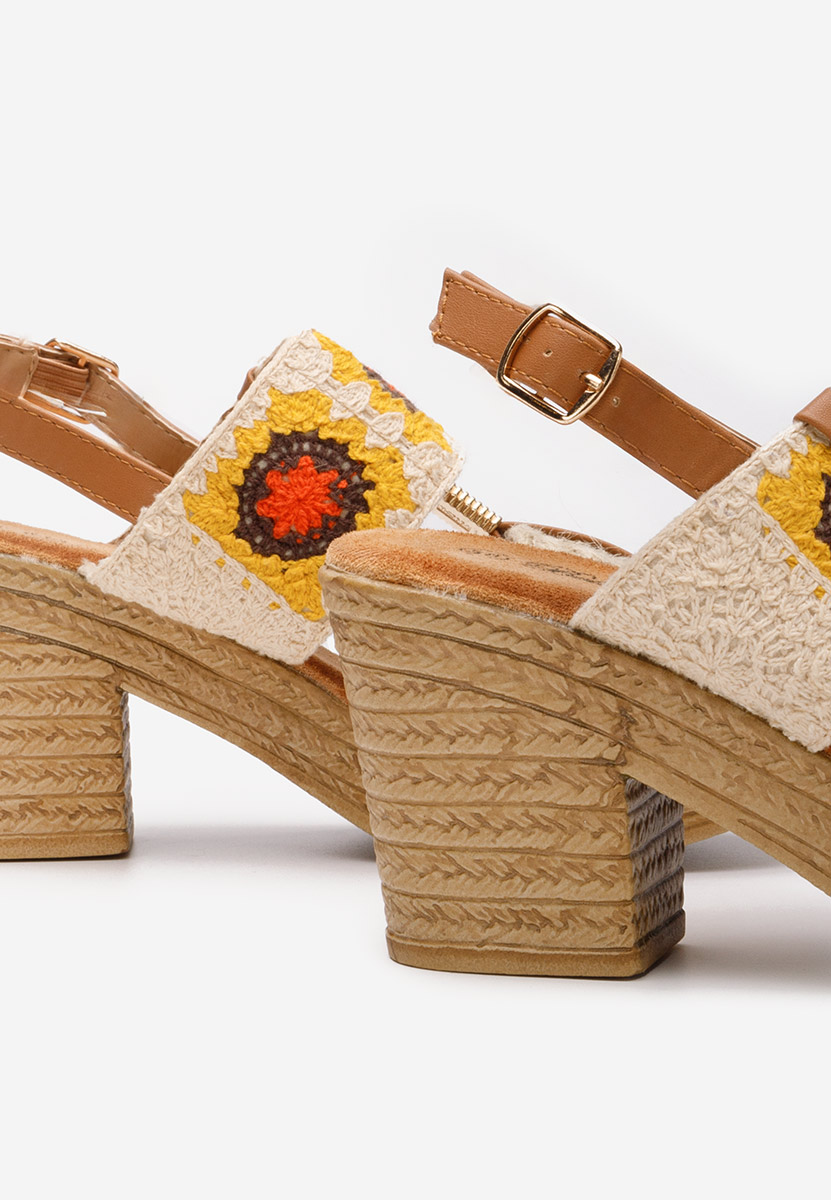 Zeina v2 bézs félplatform talpú szandál