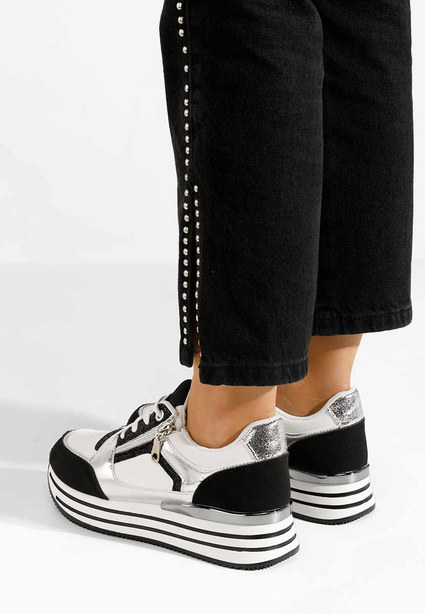 Nellia fekete telitalpú platform sneaker