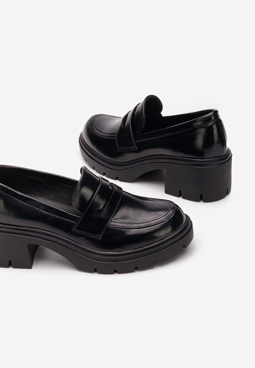 Naera v3 fekete női loafer cipő