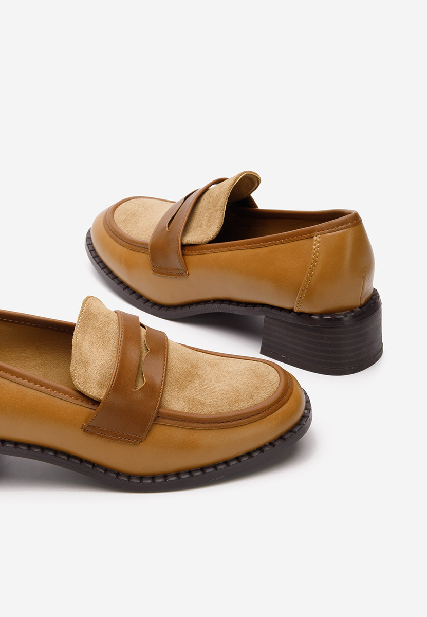 Bruna camel női loafer cipő