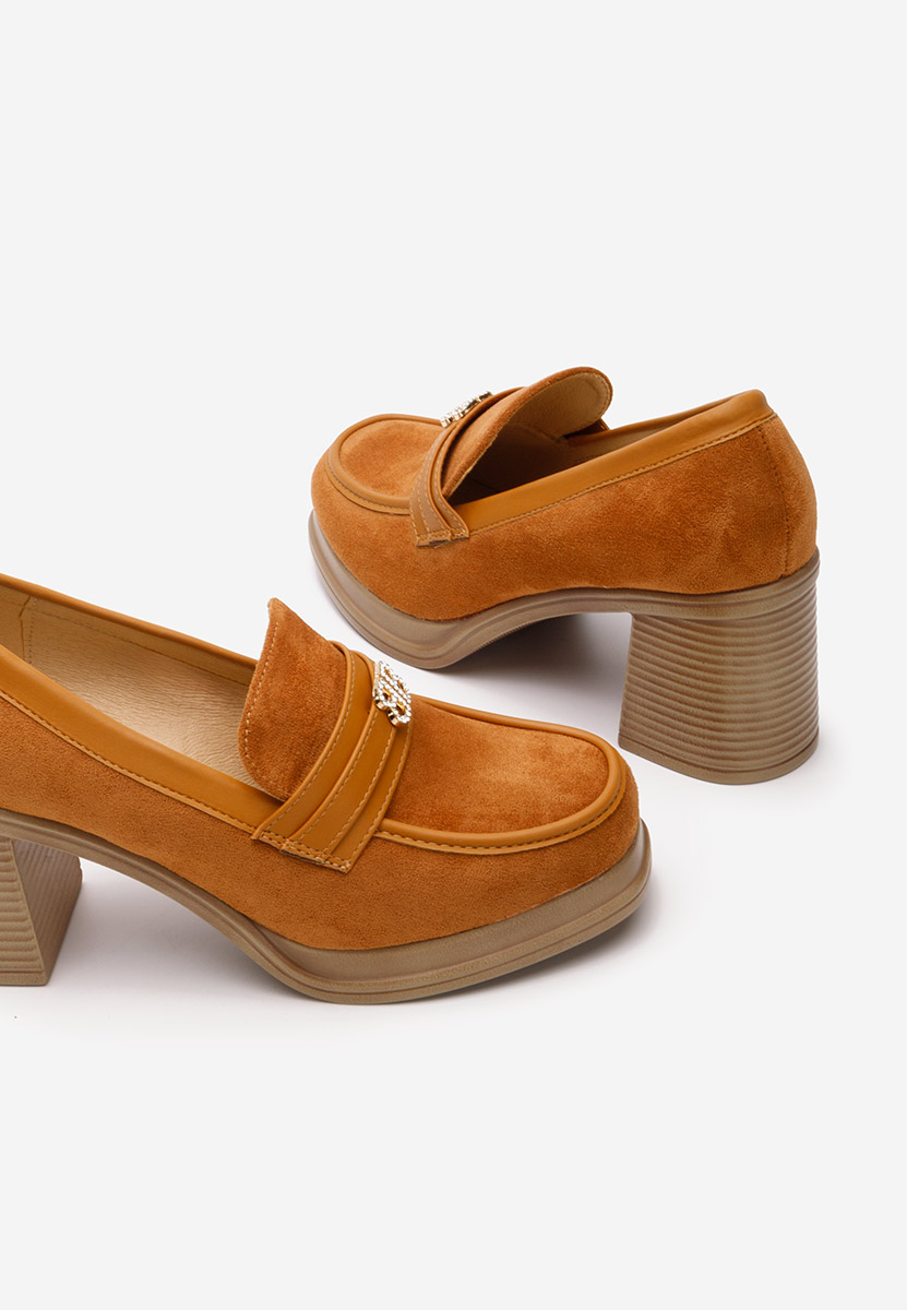 Jonsia camel női loafer cipő