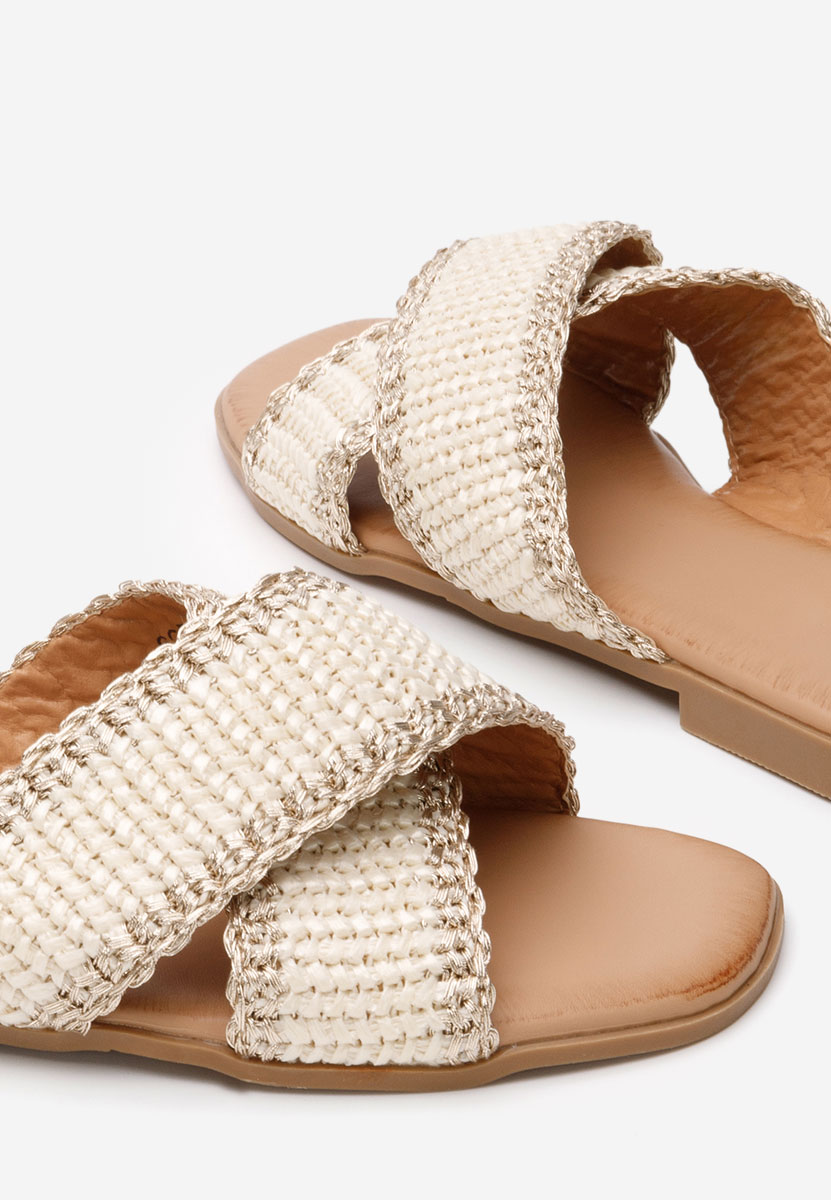 Jamira bézs sarok nélküli papucs