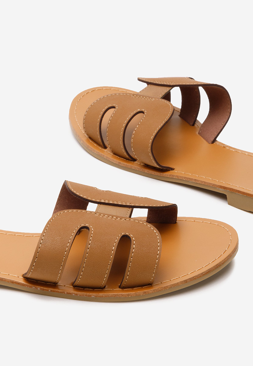 Strina camel sarok nélküli papucs