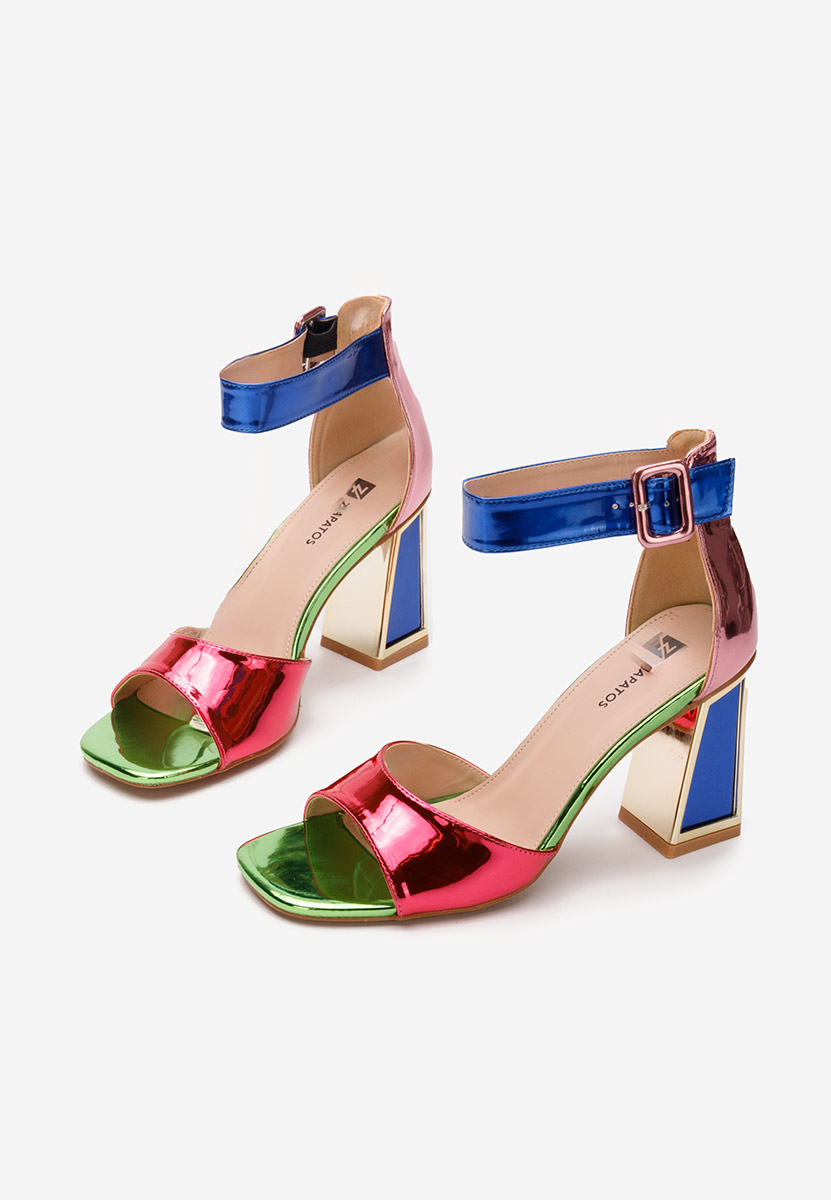 Welia v4 sokszínü vastag sarkú szandál 
