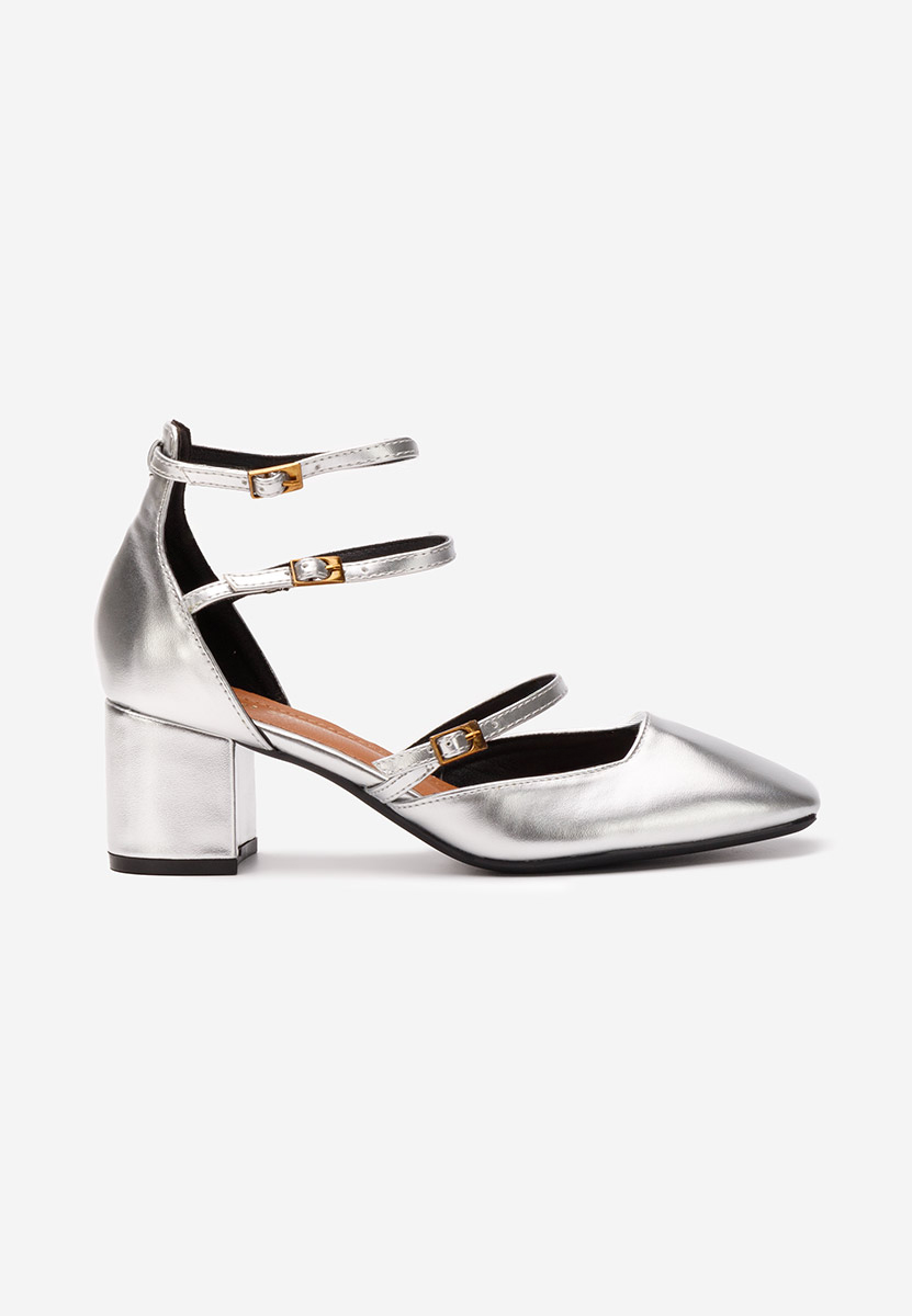 Demara v2  vastag sarkú magassarkú 