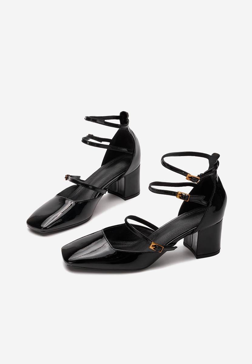 Demara v3 fekete vastag sarkú magassarkú 