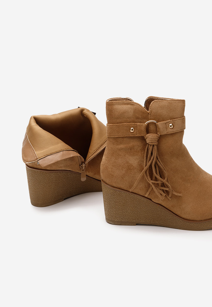 Allura camel női platform bokacsizma 
