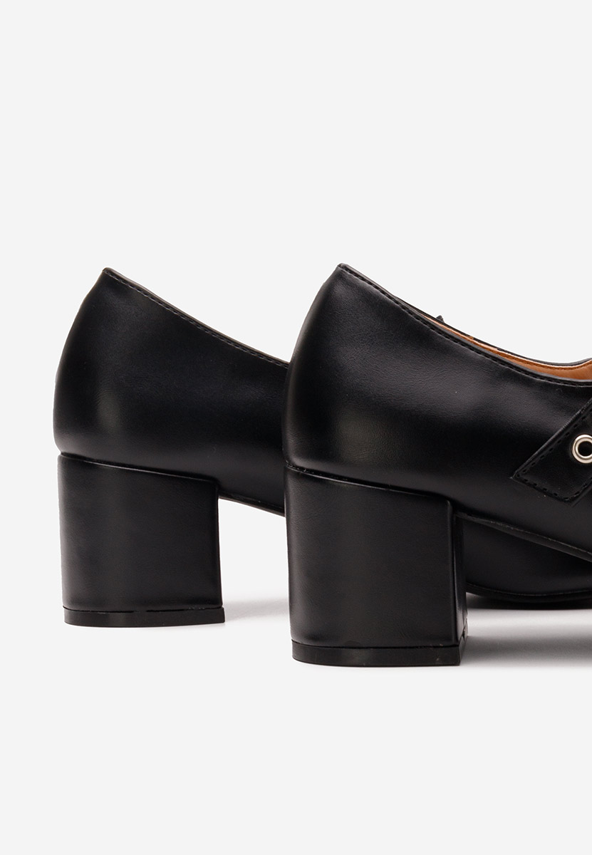 Milady fekete vastag sarkú magassarkú 