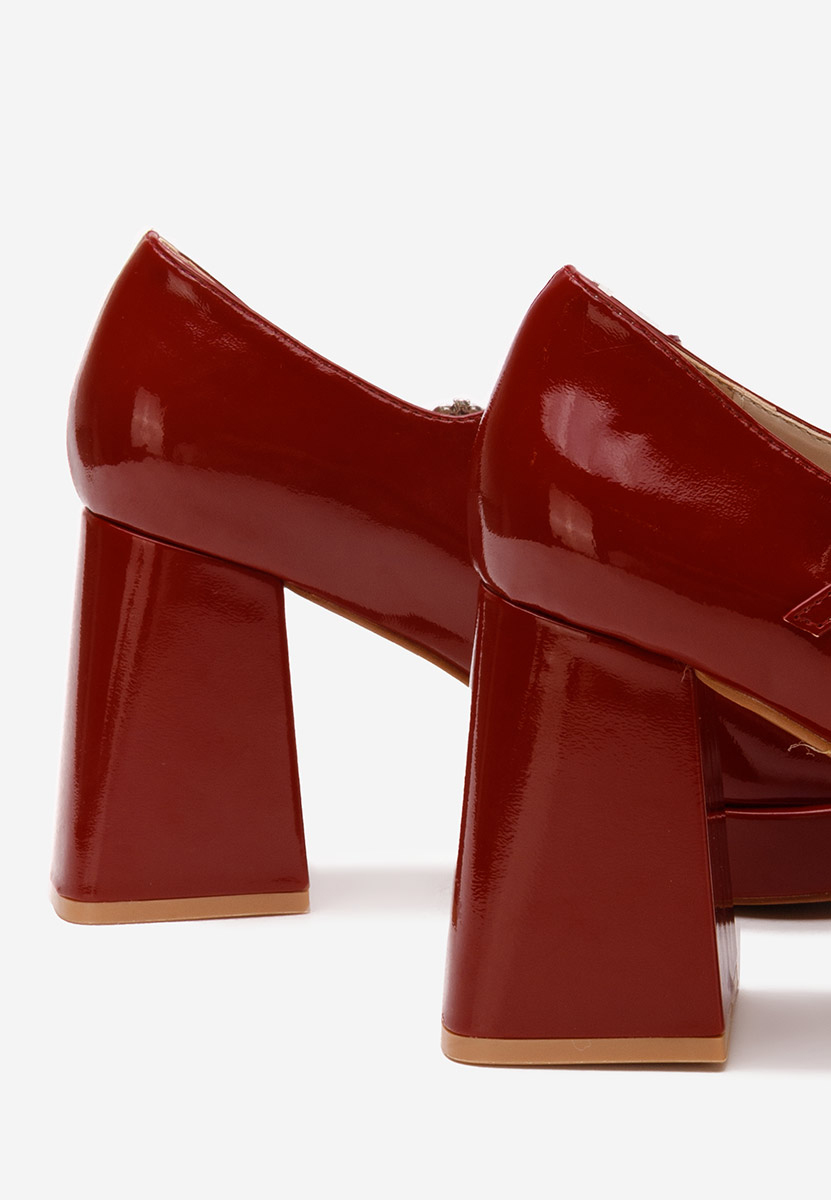 Elany piros vastag sarkú magassarkú 