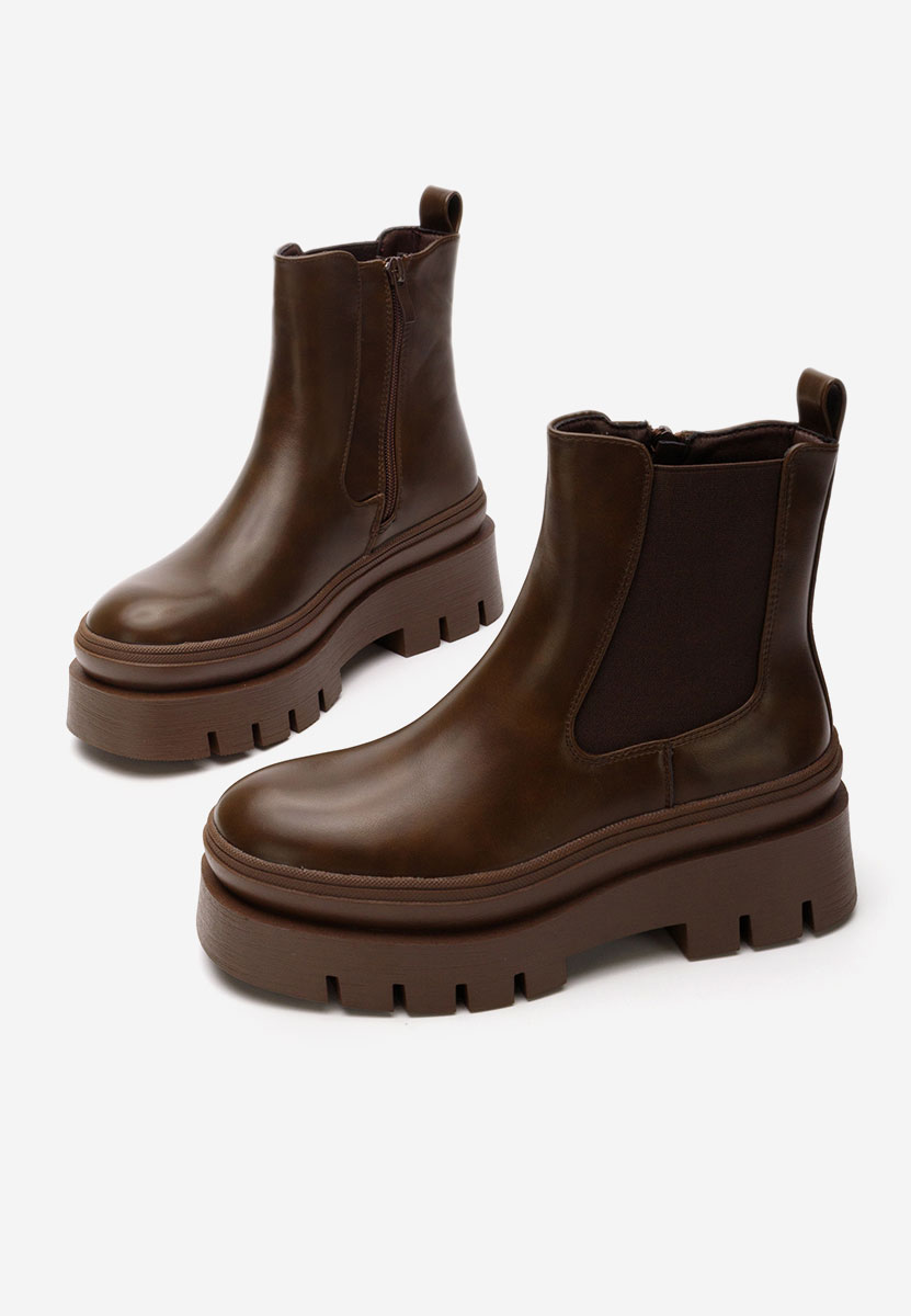 Solia barna telitalpú platform bokacsizma