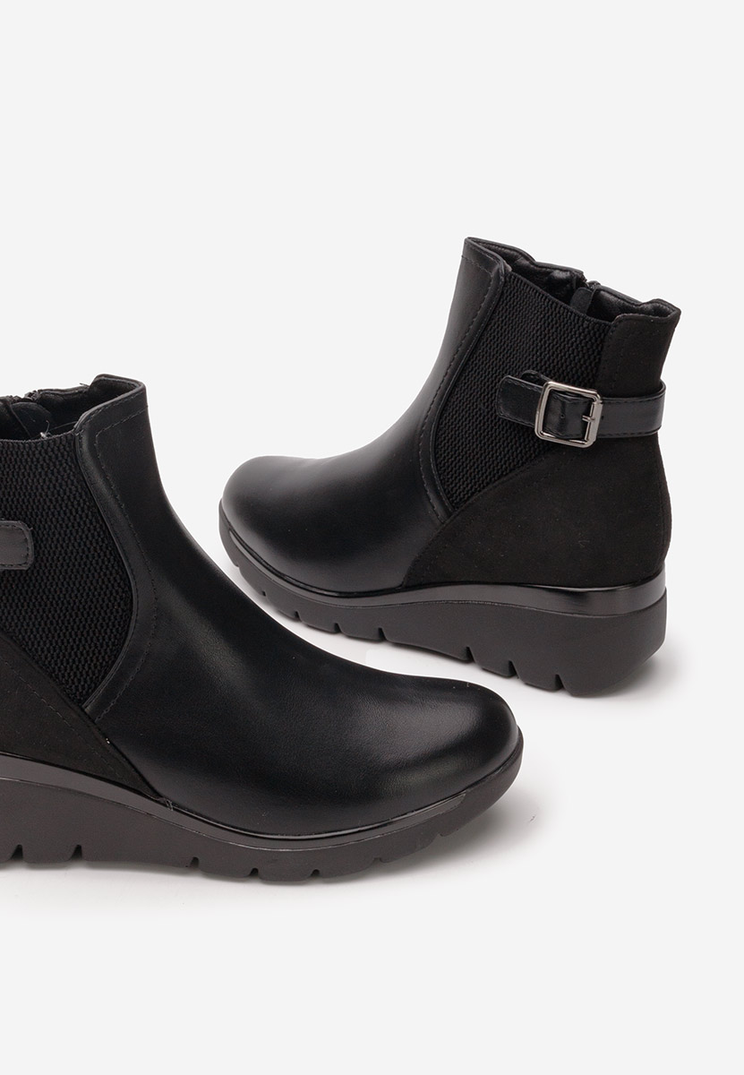 Ritama fekete telitalpú platform bokacsizma