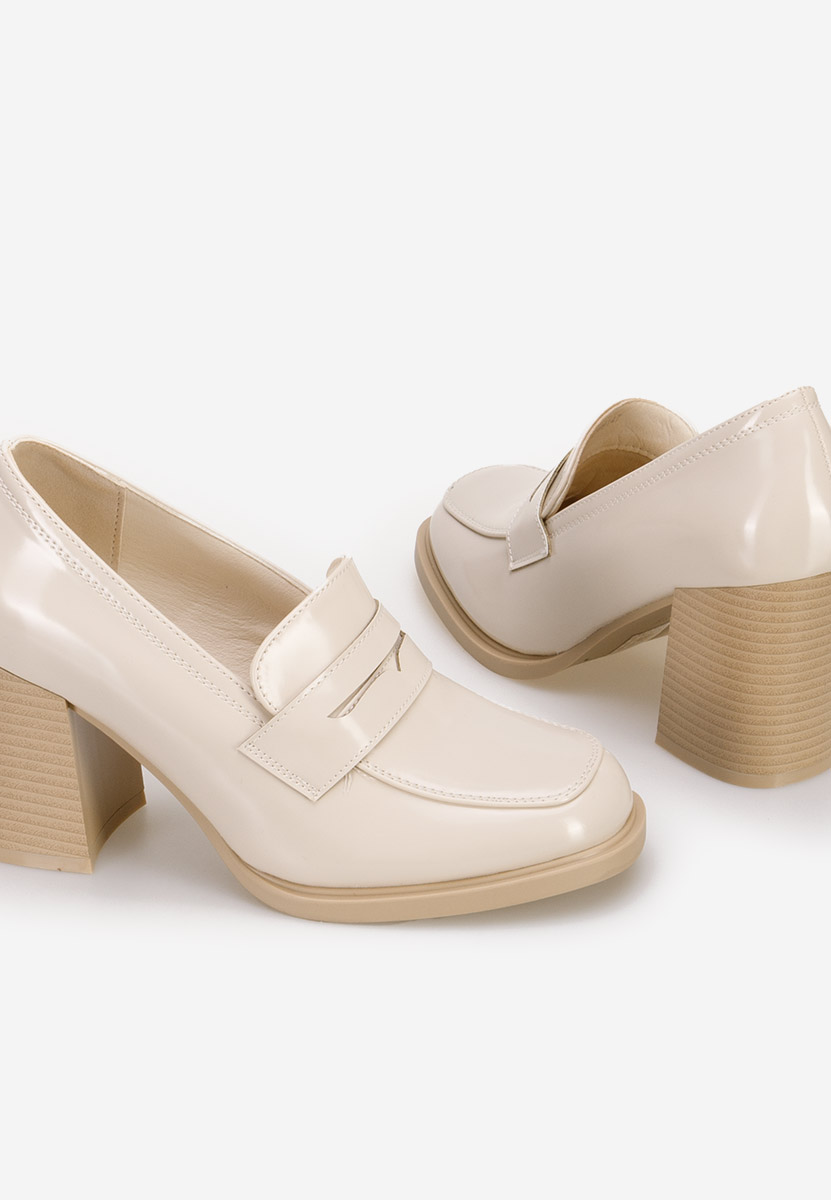 Odesia v4 bézs női loafer cipő