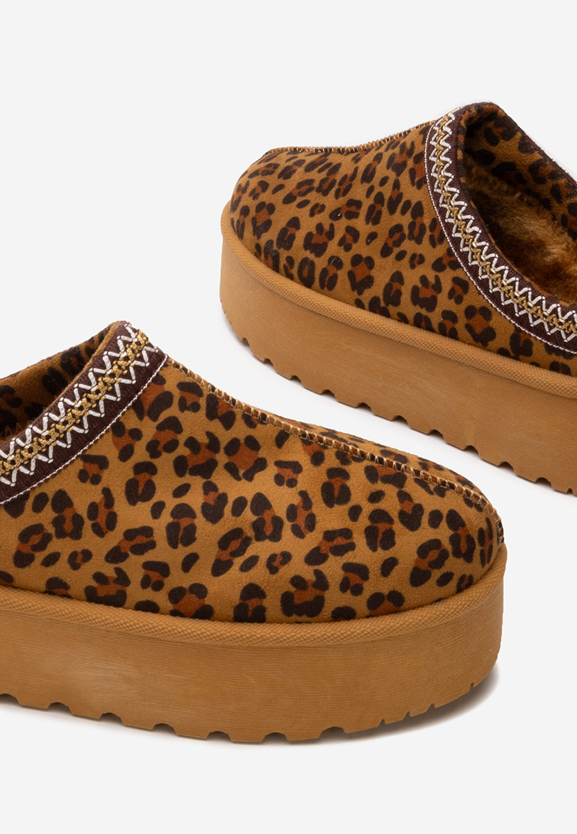 Comfy leopárdmintás telitalpú platform papucs