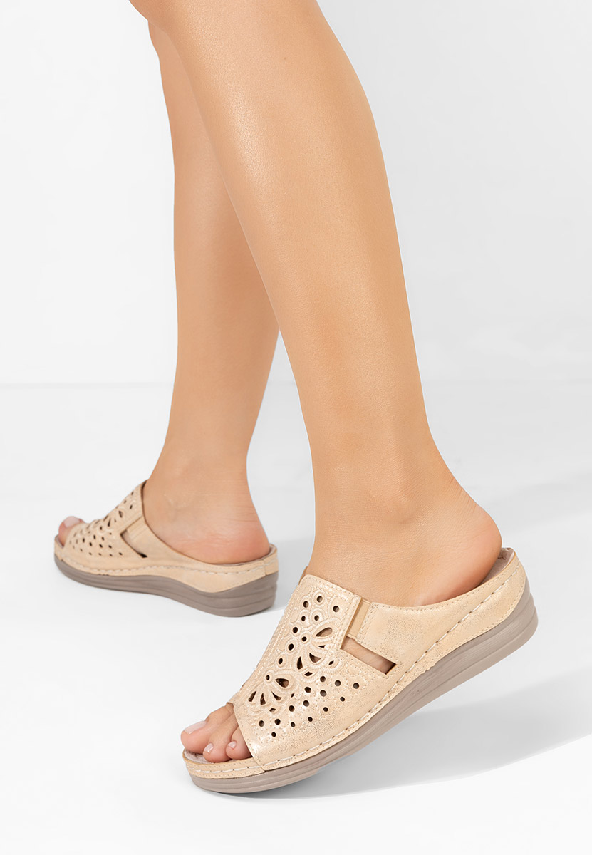 Evangelina bézs telitalpú papucs