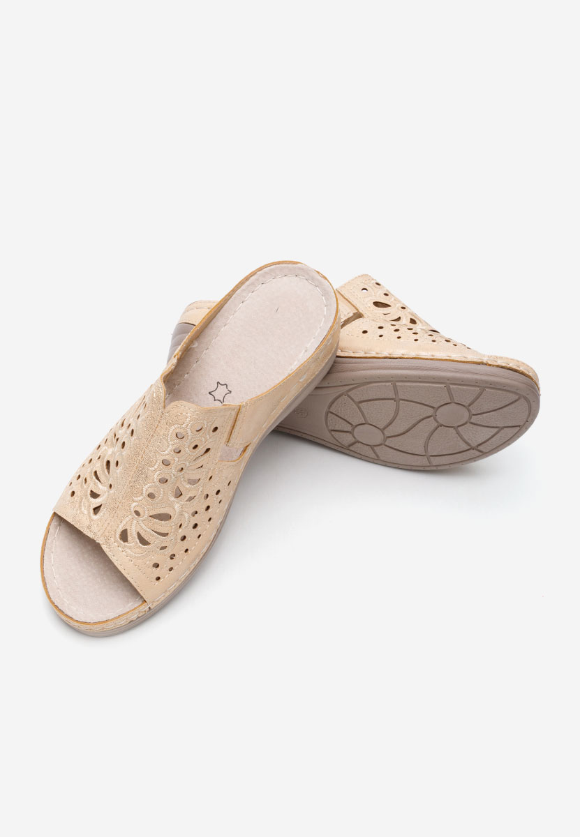 Evangelina bézs telitalpú papucs