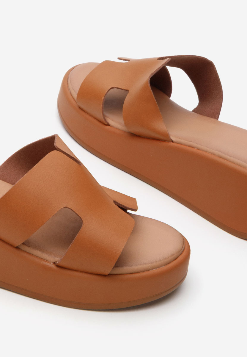 Malynda camel telitalpú platform papucs