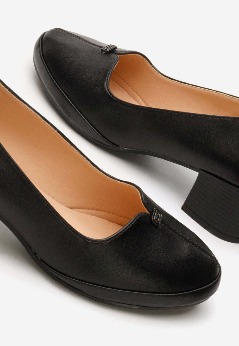 Jinny v2 fekete vastag sarkú magassarkú 